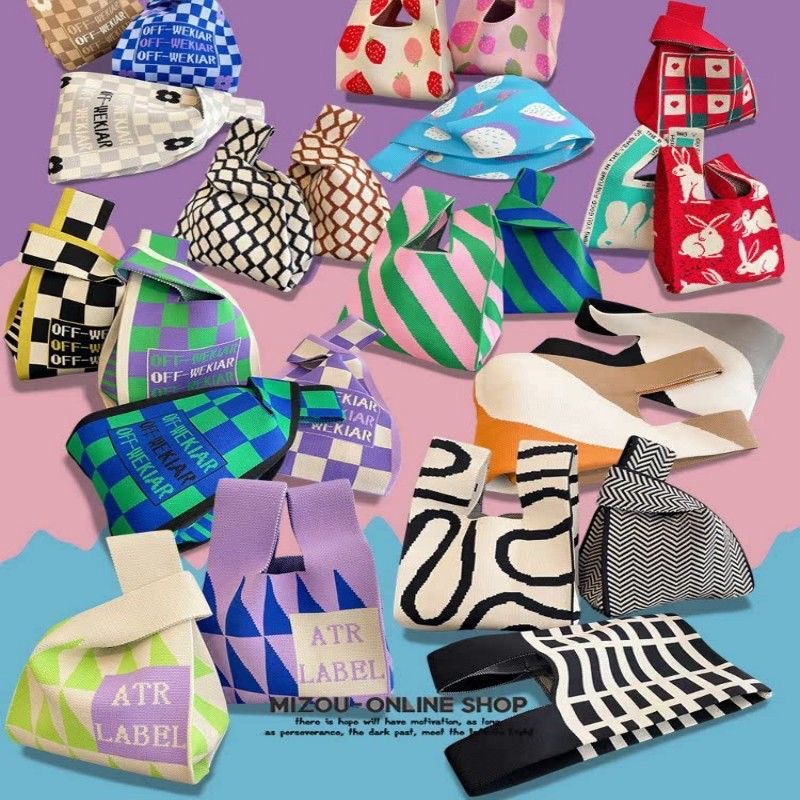 One-piece consignment gift bags, birthday gift bags, handbags, hand-carried handbags for going out, panda handbags, woven handbags, knitted handbags, wholesale at street stalls details Picture