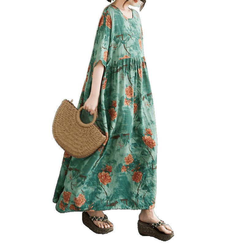 A Real Photo Of A Chubby Girl With A Thin Cotton And Linen Floral Pattern In Summer, Wearing A Round-Neck Short-Sleeved Dress In A Loose And Simple Bohemian Style Item Picture