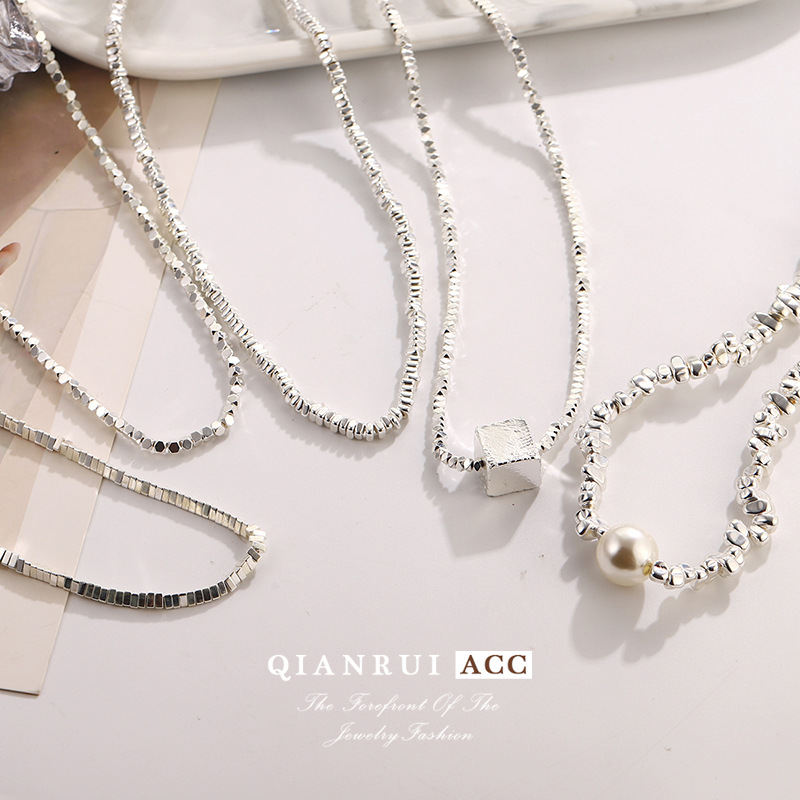 Summer fresh and delicate silver necklace, summer niche and versatile high-end collarbone chain, simple and individual beaded wholesale details Picture