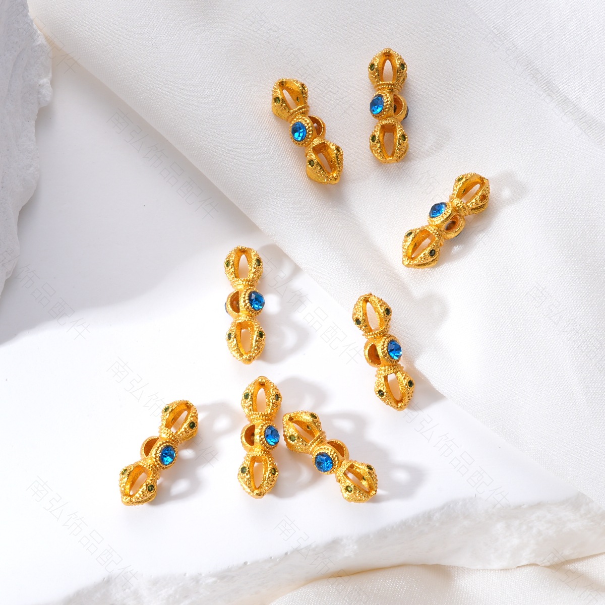 Gold, high color retention, zirconium crown, scepter pendant, necklace clasp, high-end bracelet, beads, DIY accessories, handcrafted ornaments Specification image