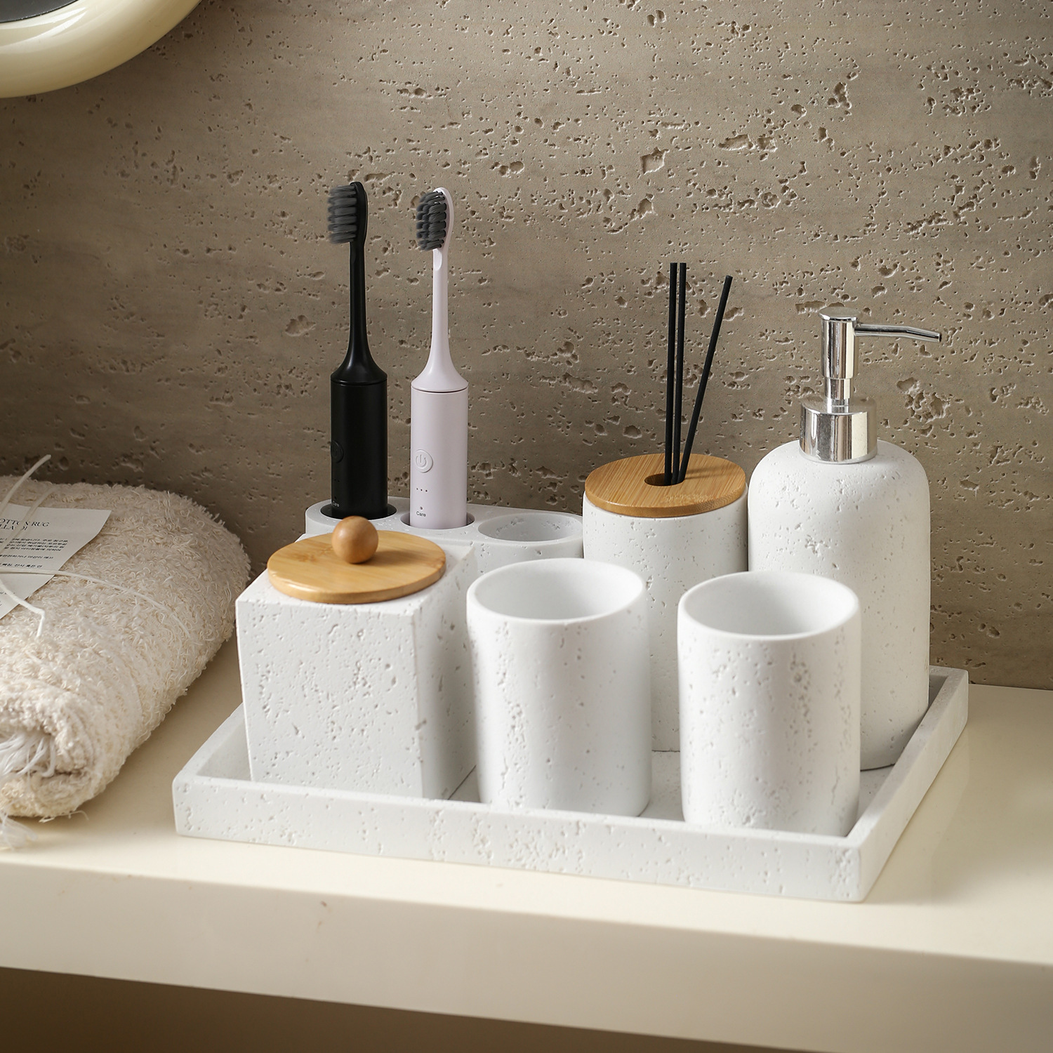 Wabi-sabi wind Tunnel Stone Storage seven-piece set: mouthwash cup, toothbrush holder, lotion bottle, perfume bottle, soap dish tray, washbasin details Picture