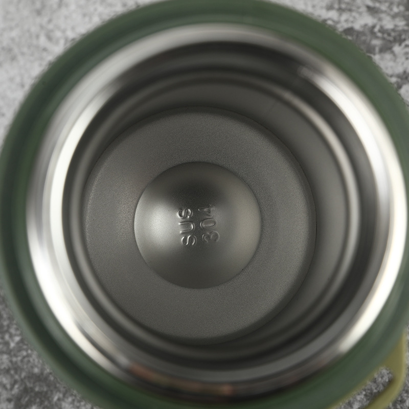Wholesale camouflage military large-capacity outdoor portable wholesale insulated wide-mouth kettle direct supply from the manufacturer Application Scenario