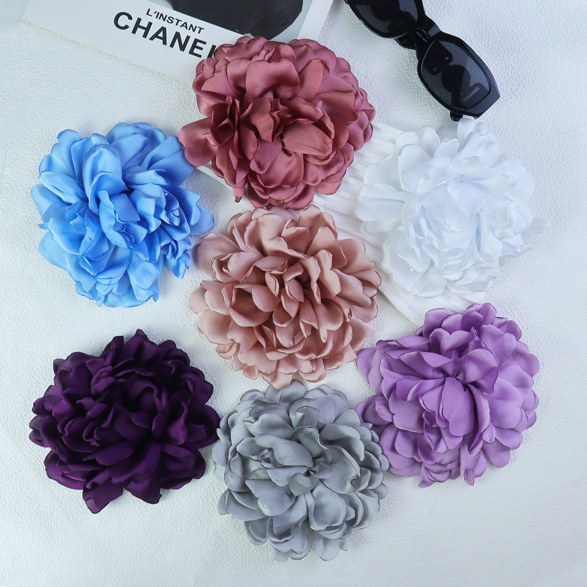 14cm缎面爱心花瓣手工diy发饰头饰配件辅料玫瑰花多层花瓣设计详情图2