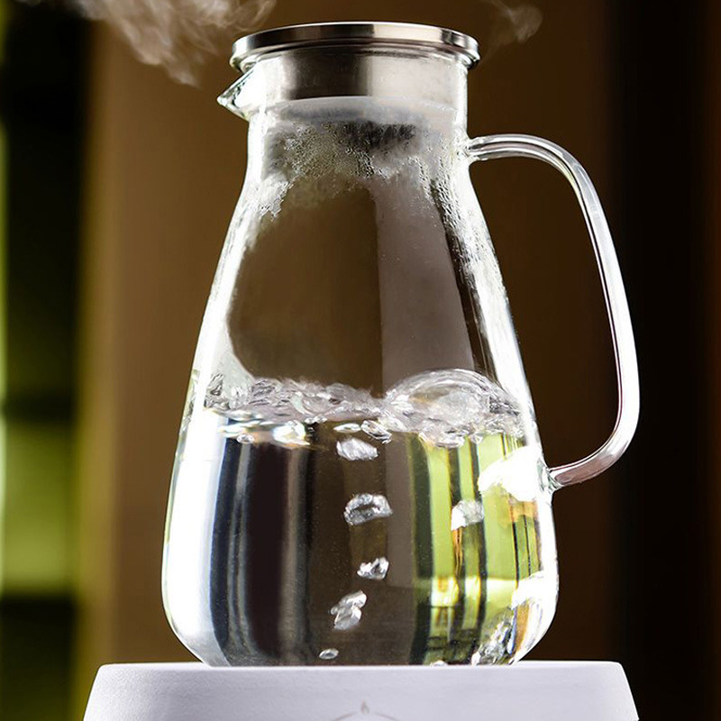 Large-capacity heat-resistant high borosilicate glass water bottle, high-temperature resistant household cold water cup, teapot, boiling water bottle, cold water bottle