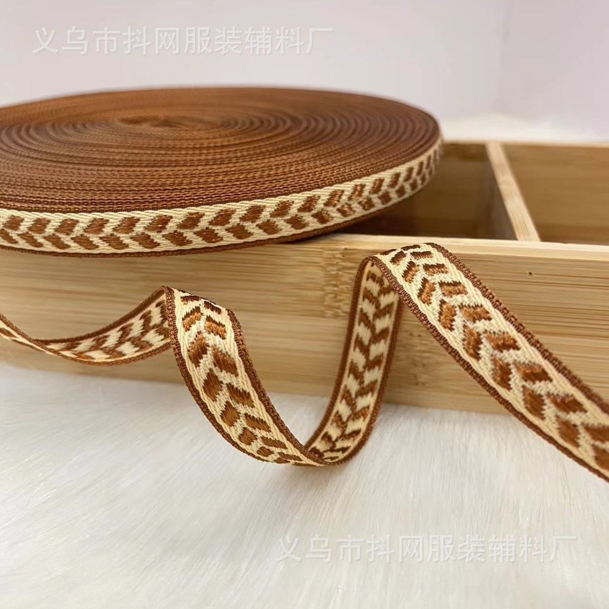 1-1.7 cm small diamond-shaped ethnic style jacquard embroidery ribbon hair accessories, headwear, performance costume accessories gift box Specification image
