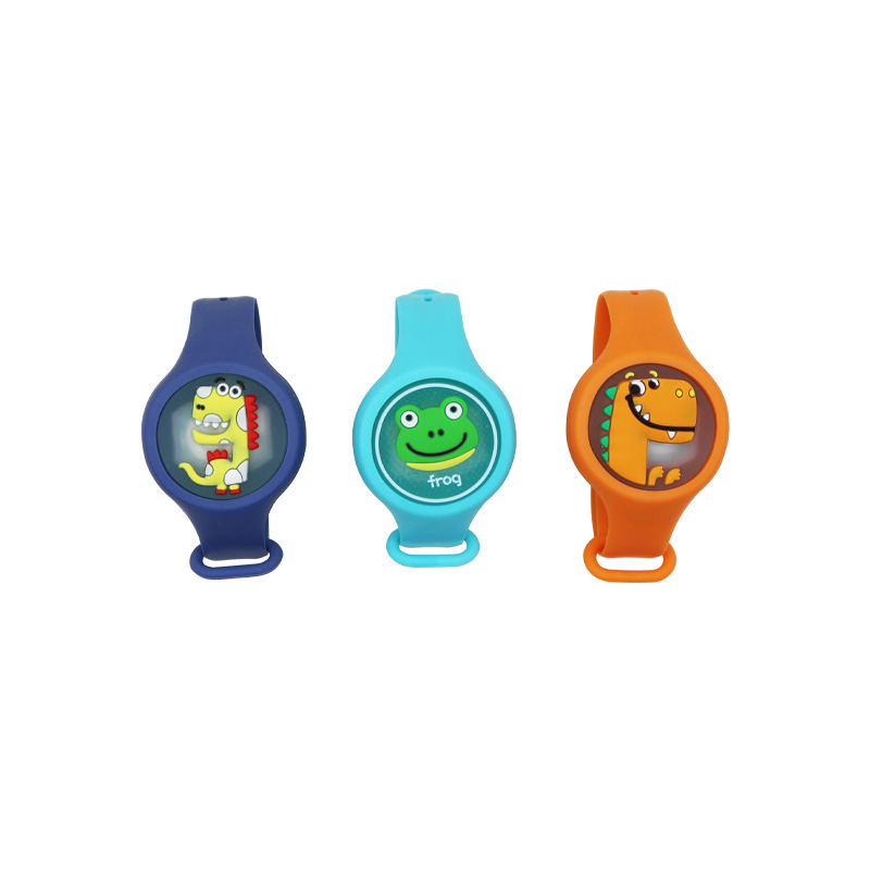 Hot-selling luminous children's plant essential oil watches, student plant essential oil wristbands, wholesale of small toys for night market stalls Item Picture