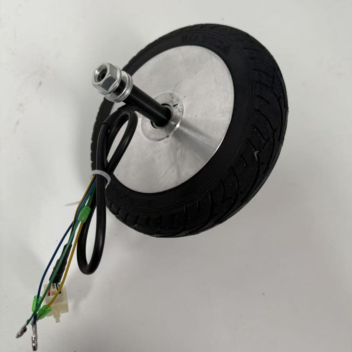 Wholesale of electronic control accessories, batteries, motors, light strips, Bluetooth boards and other accessories for V-type three-wheel drift vehicles directly supplied by the factory Specification image