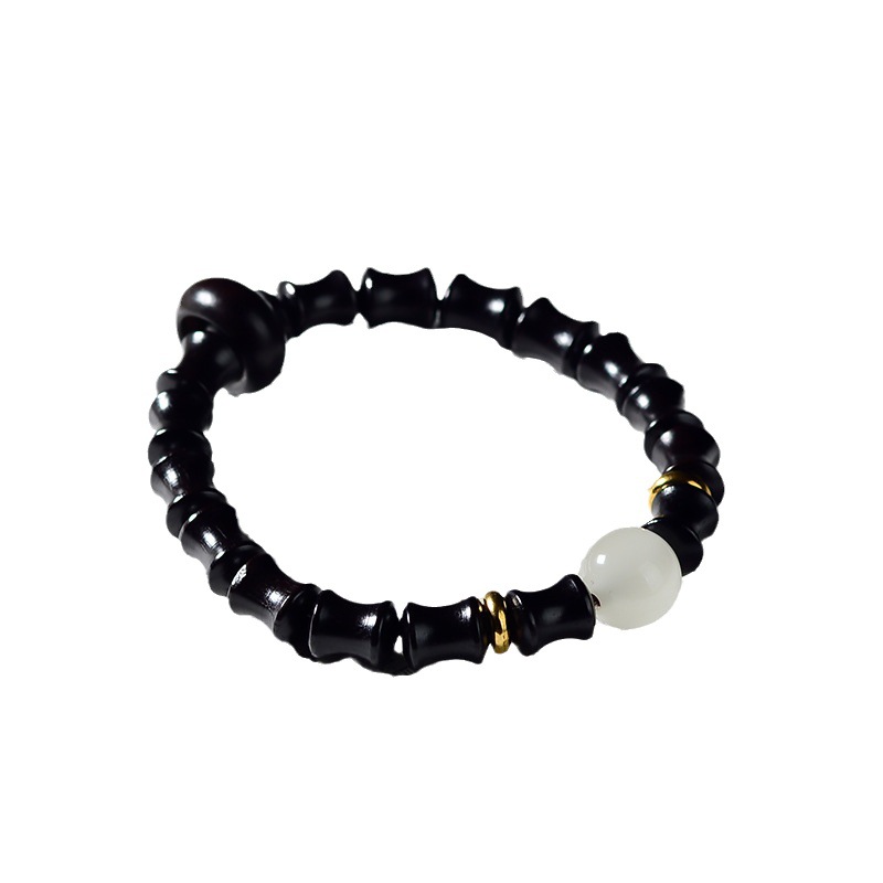 Wholesale of live-streaming promotion products: Green sandalwood, black rosewood, purple sandalwood, bamboo joint Barbie sandalwood luminous perpetual night running ring bracelet Item Picture