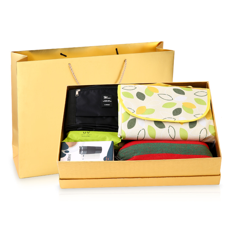 运动套装/球服/摩托车分体雨衣/运动服/华棉裤子白底实物图