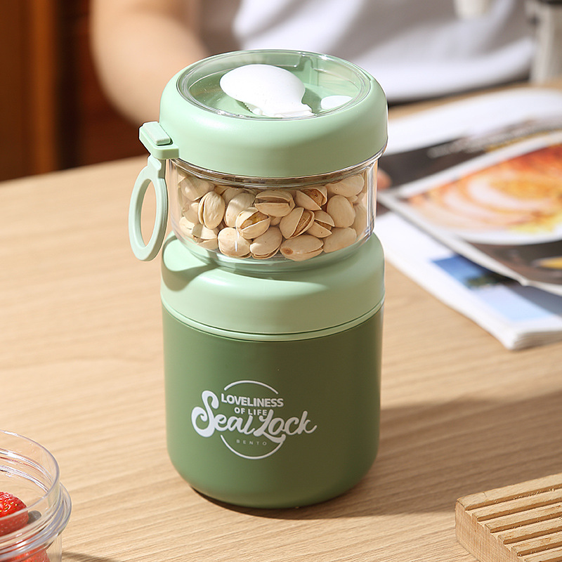 304 stainless steel breakfast cup with lid and spoon, oatmeal cup, milk cup, portable porridge for students and office workers, with lid and spoon Application Scenario