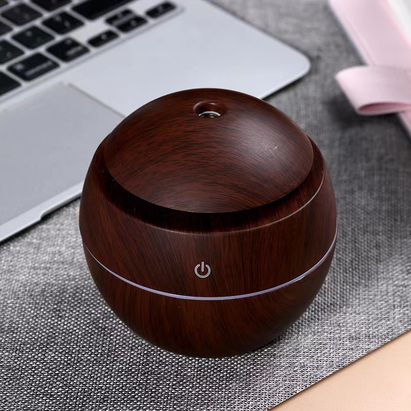 Wooden spherical humidifier, silent large-capacity household air humidifier, office and bedroom aromatherapy hydration wonder Application Scenario