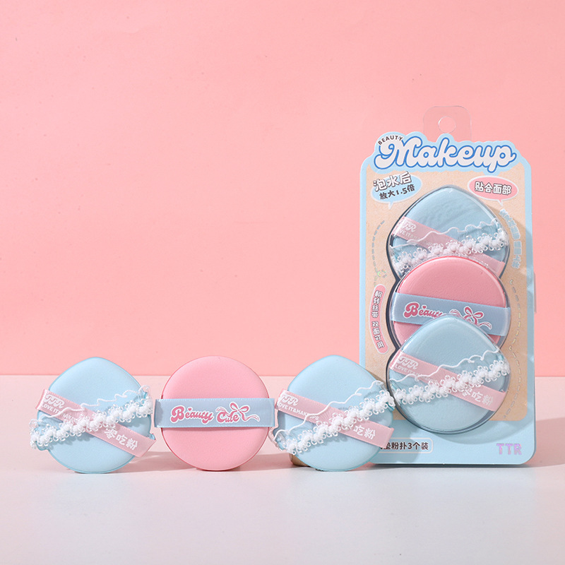 Cute cartoon mini cotton candy on a stick makeup powder puff, beauty egg powder puff Application Scenario