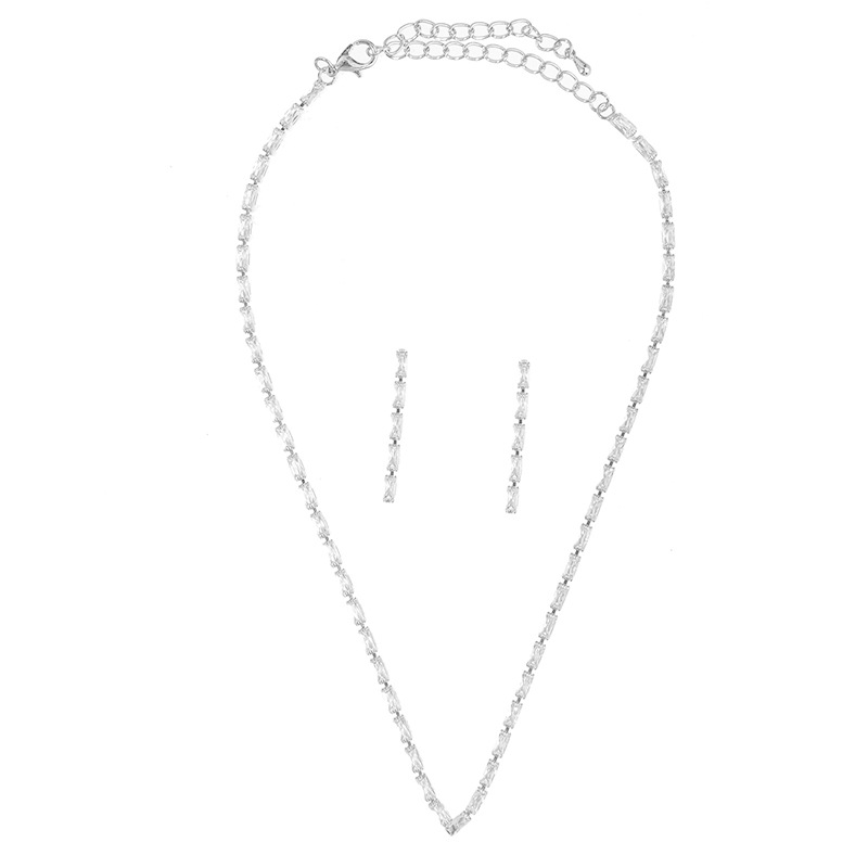 A two-piece set of cross-border European and American rectangular zirconium V-shaped full zirconium necklace and earrings for banquet and party dress accessories with a simple design sense Item Picture