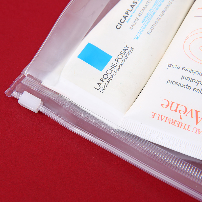 New transparent pvc zipper bag in stock, three-dimensional packaging, PVC transparent handbag, soft rubber plastic zipper bag Application Scenario