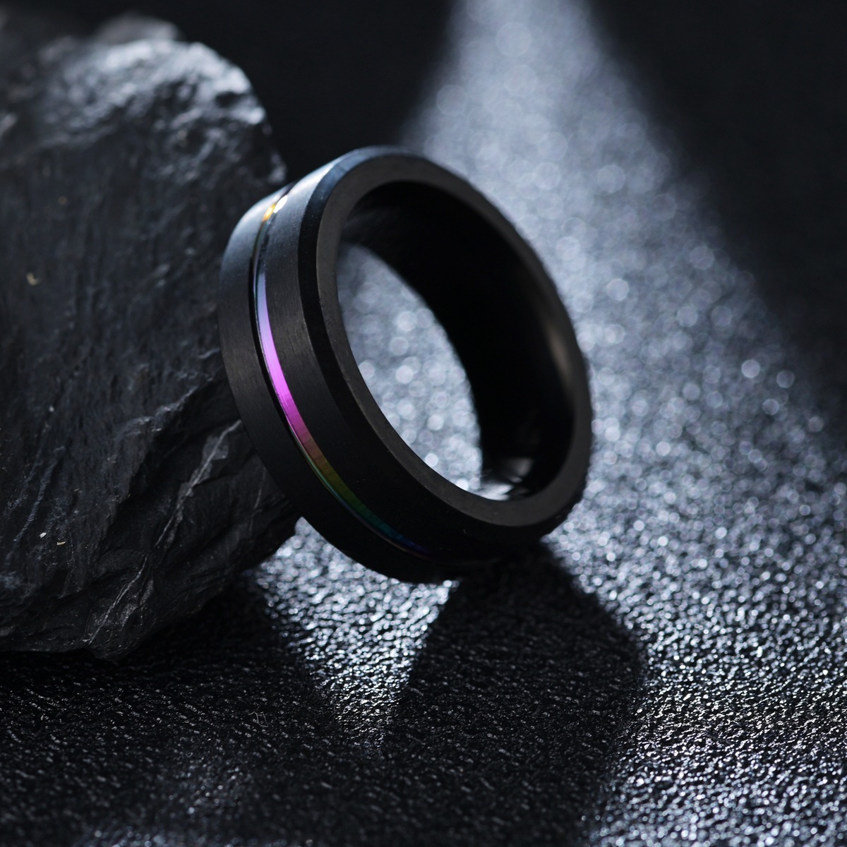 Cross-border Amazon supply of 8mm men's rings with black and colorful plating, popular European and American accessories, wedding rings, men's jewelry