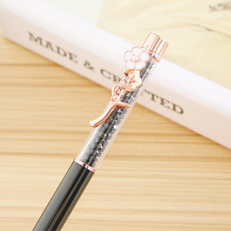 Wholesale of cherry blossom petal hook ballpoint pens, creative multi-color crystal pens and metal gift pens from the manufacturer Specification drawing