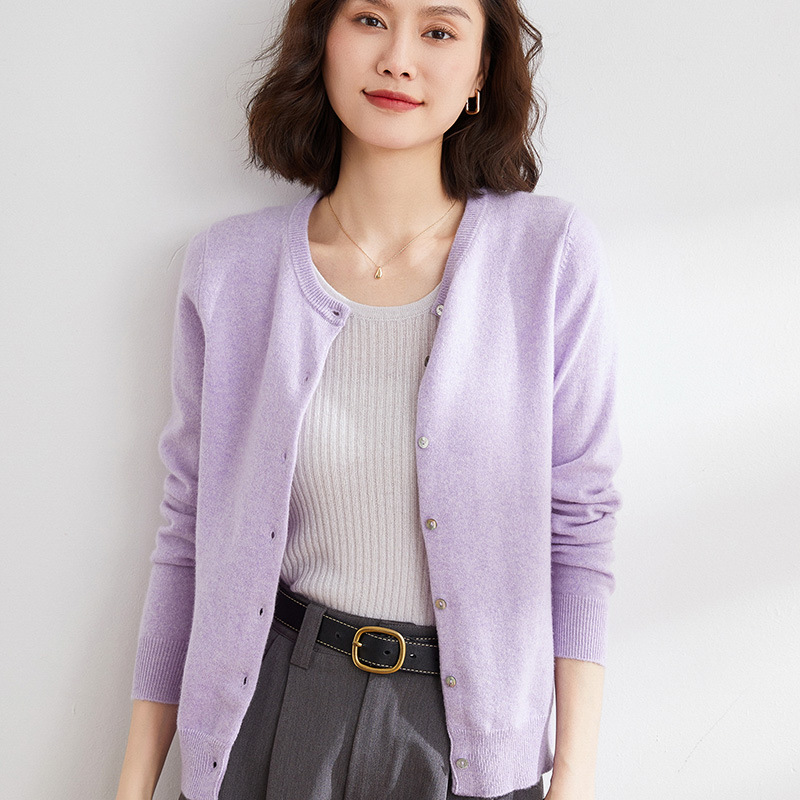 A new early spring style women's cardigan, long-sleeved knitted mini jacket, paired with a thin sweater, round-neck, loose, large-sized top Specification image