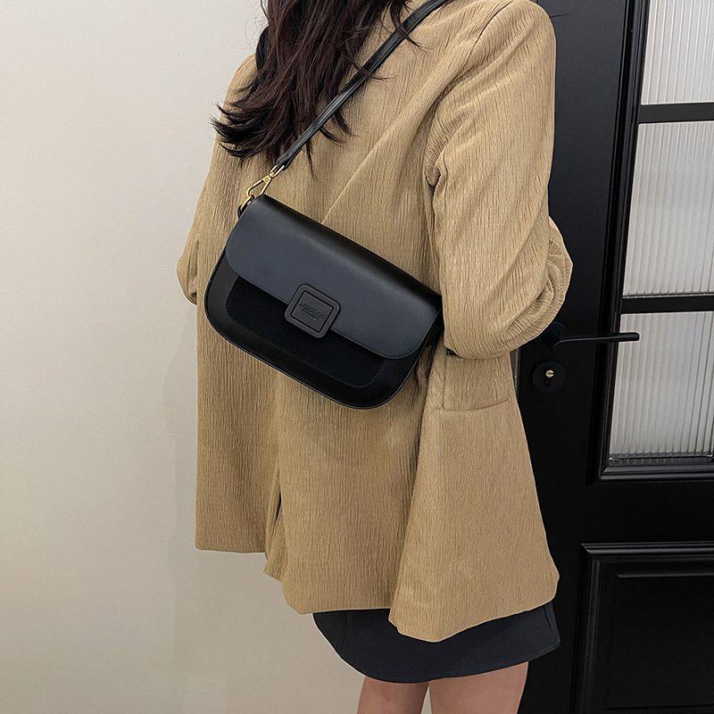 Cross-border elegant ladies' single-shoulder bag, women's bag 2026 new style, a popular and trendy small square bag, retro and high-end crossbody bag Specification image