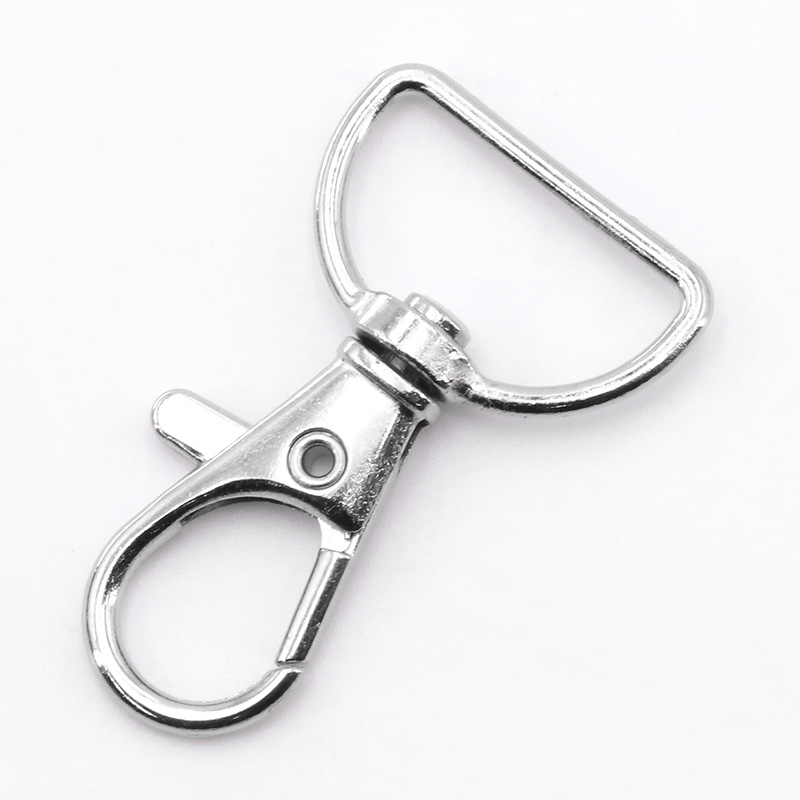 Lese zinc alloy fish-mouth buckle luggage hardware accessories Pet hook buckle bags with keys, metal lobster buckle and dog buckle Application Scenario