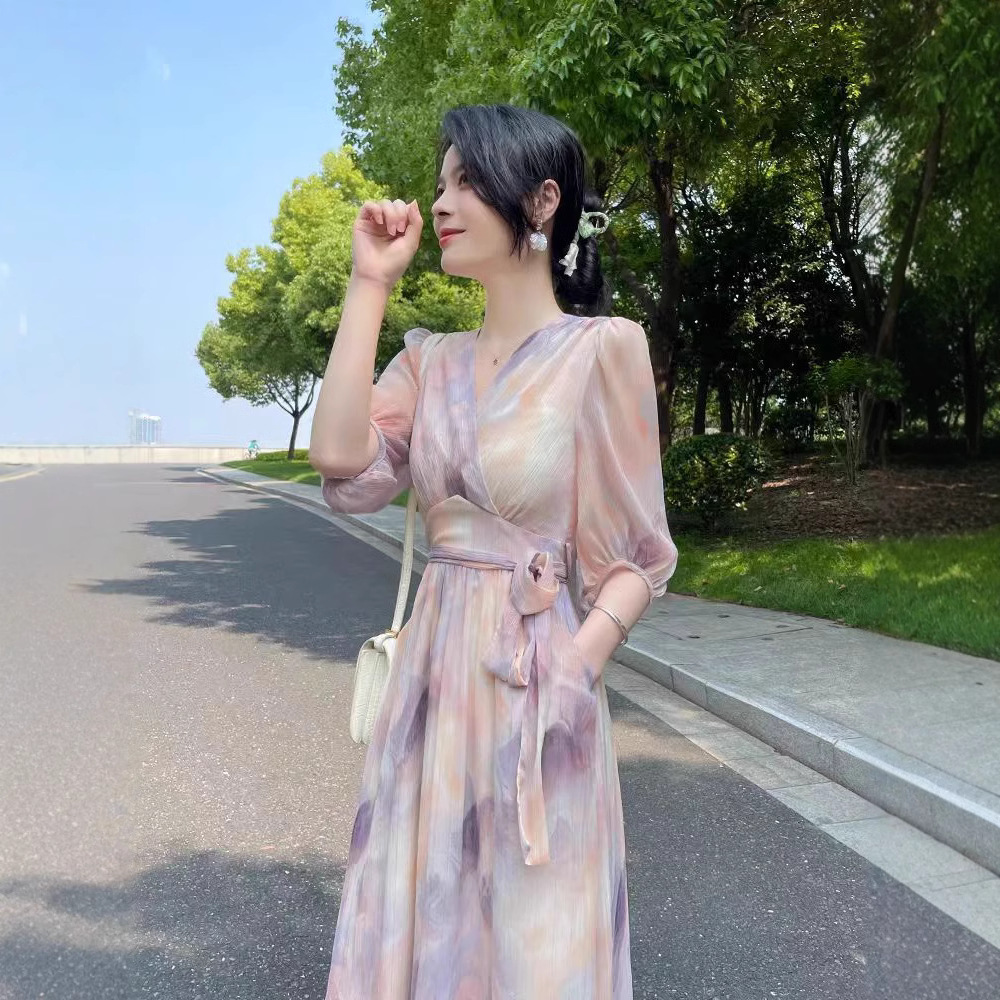 连衣裙/针织裙/纱裙半身裙/广州十三行连衣裙/洛丽塔产品图