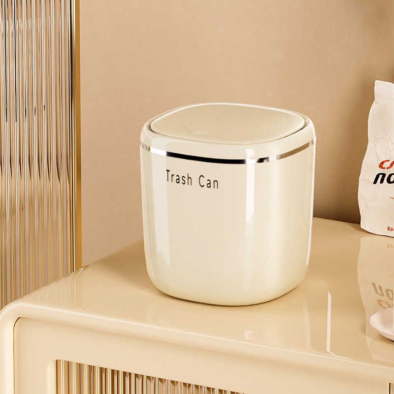 Caja de basura de escritorio hogar mini cute cabecera cubo de almacenamiento cesta de basura sala de estar luz lujo prensa con tapa trompeta Application Scenario