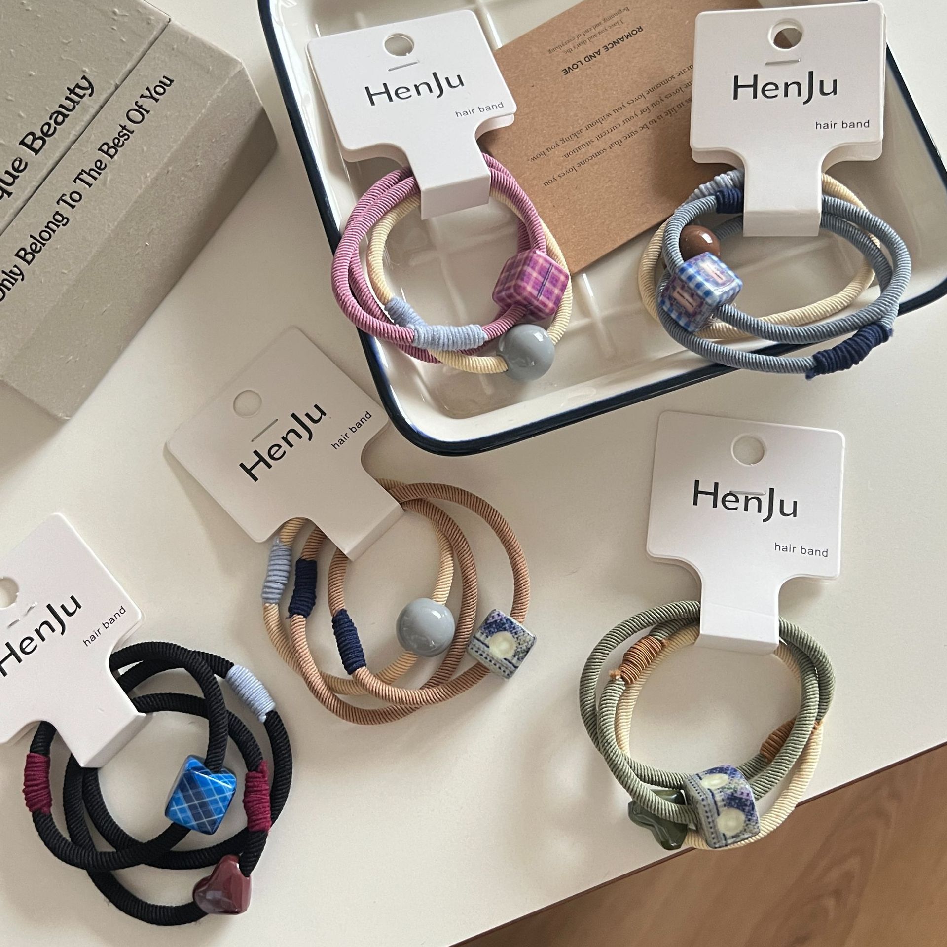 3-piece set ~ Beautiful checkered new ponytail hair tie headband, retro hair accessory, hair tie, Korean ins leather band headband Specification image