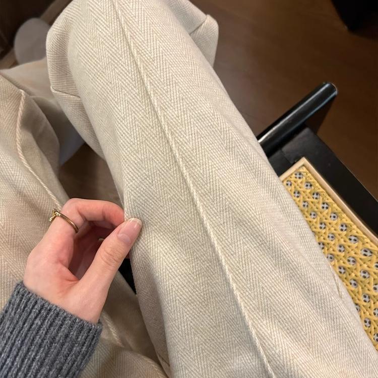 Narrow wide-leg pants for women 2025 autumn/Winter new style, large-sized, chubby girls, high-waisted, slimming, flowing and touching tweed straight-leg pants Specification image