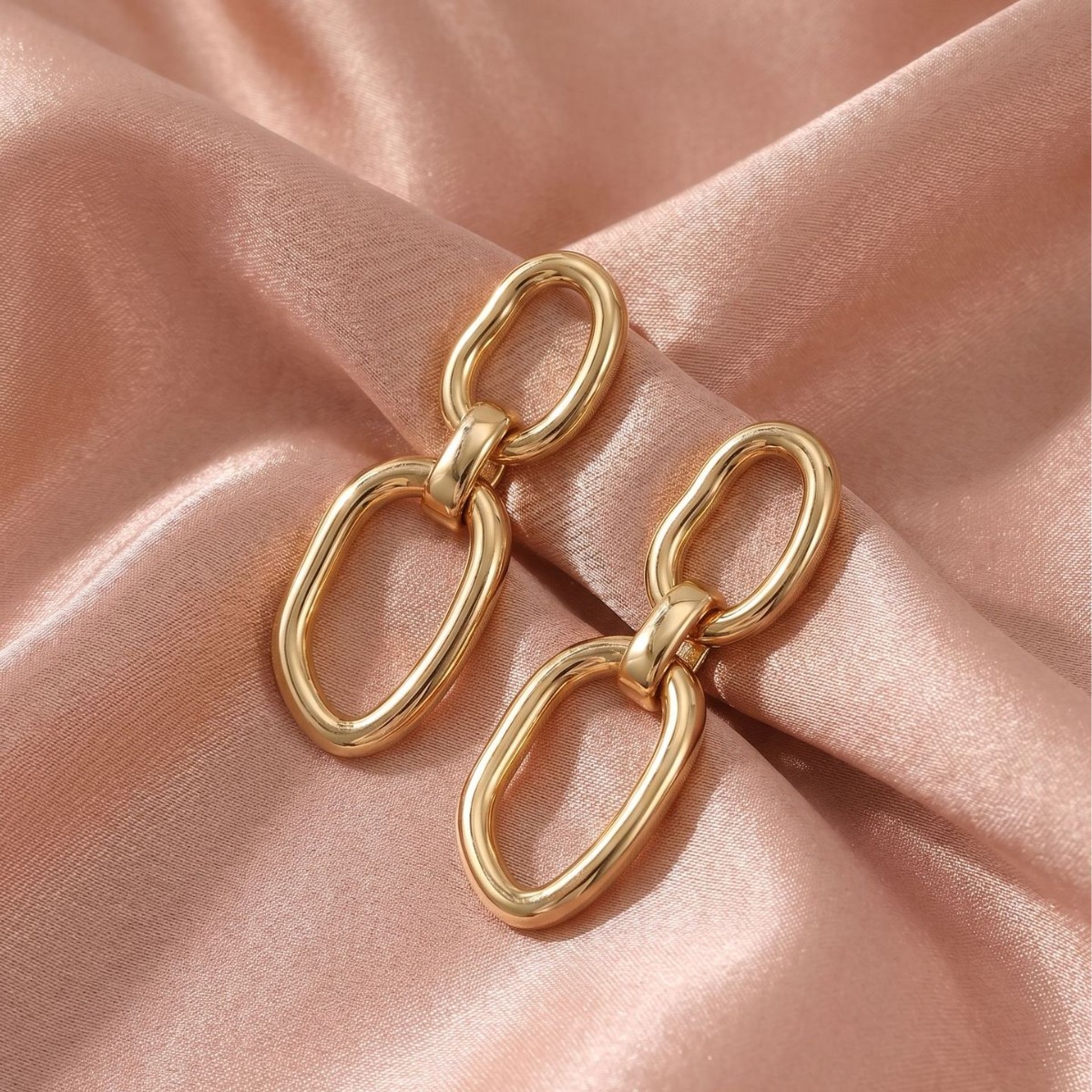 European and American cross-border copper gold-plated irregular geometric smooth ear studs, classic old money style earrings, high-end Amazon accessories details Picture