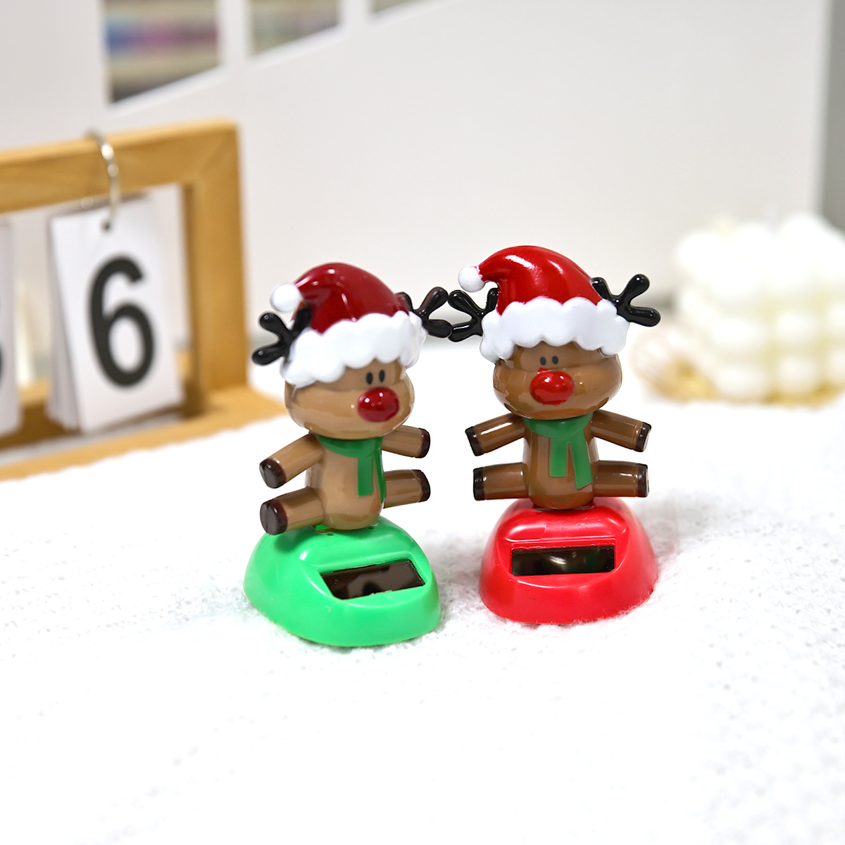 Cross-border new product creative solar-powered automatic rocker Christmas holiday deer man car accessory is available for wholesale