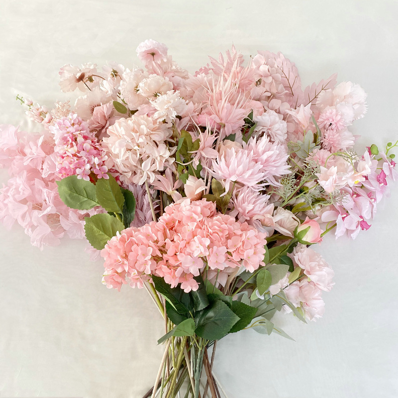 浪漫粉色系婚庆吊顶仿真花酒店商场婚礼堂软装假花吊顶绢花插花细节图