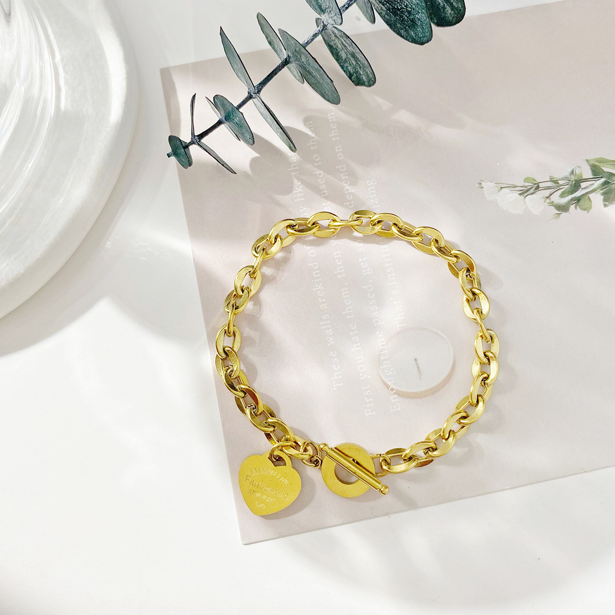 Reviewing the cross-border supply from Europe and America, we offer personalized and versatile stainless steel jewelry, OT clasps, and popular titanium steel bracelets Specification drawing