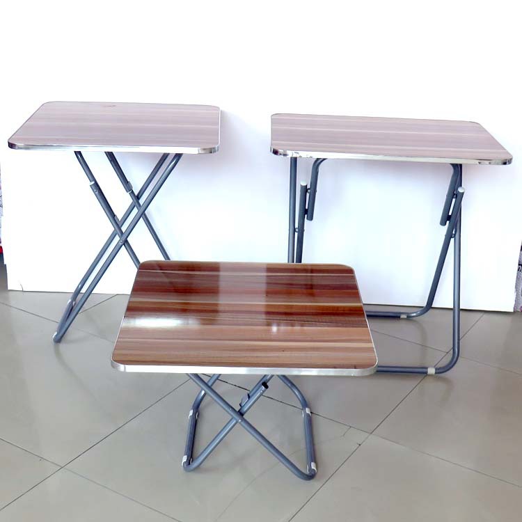 Wholesale outdoor folding tables, portable and simple folding tables, wholesale small-sized dining tables, rental rooms, small table manufacturers Application Scenario