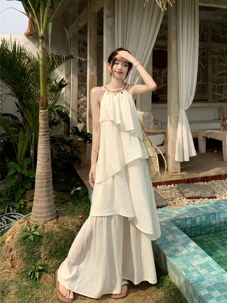 魅影仙女挂脖连衣裙海边度假出片穿搭飘逸沙滩长裙不规则荷叶边裙