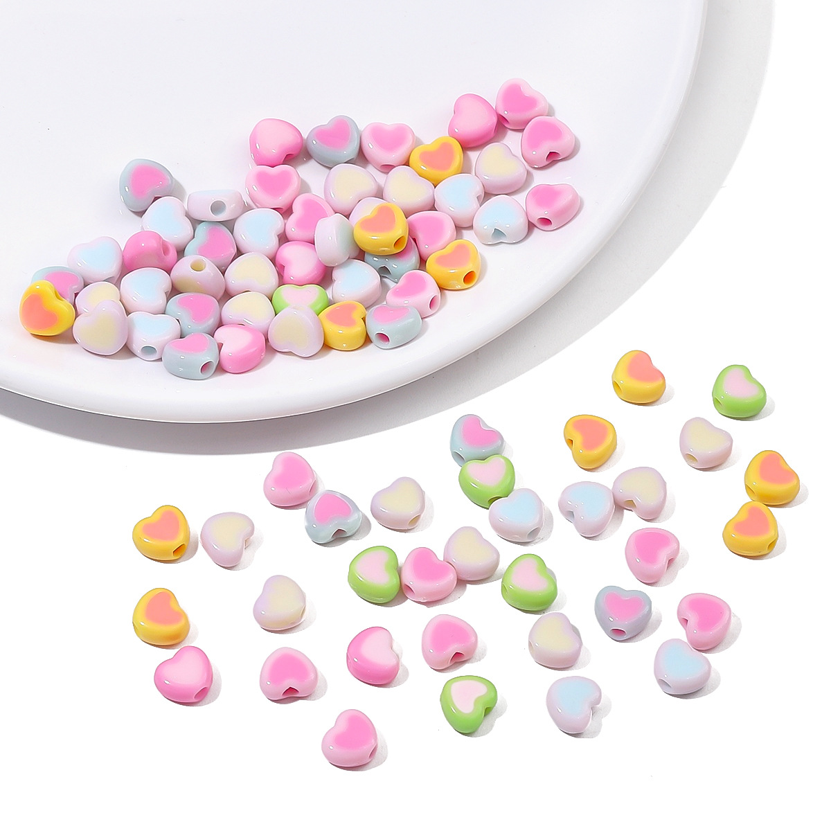 DIY handcrafted bracelet accessory materials with beaded cream acrylic two-color heart-shaped beads in the middle Application Scenario