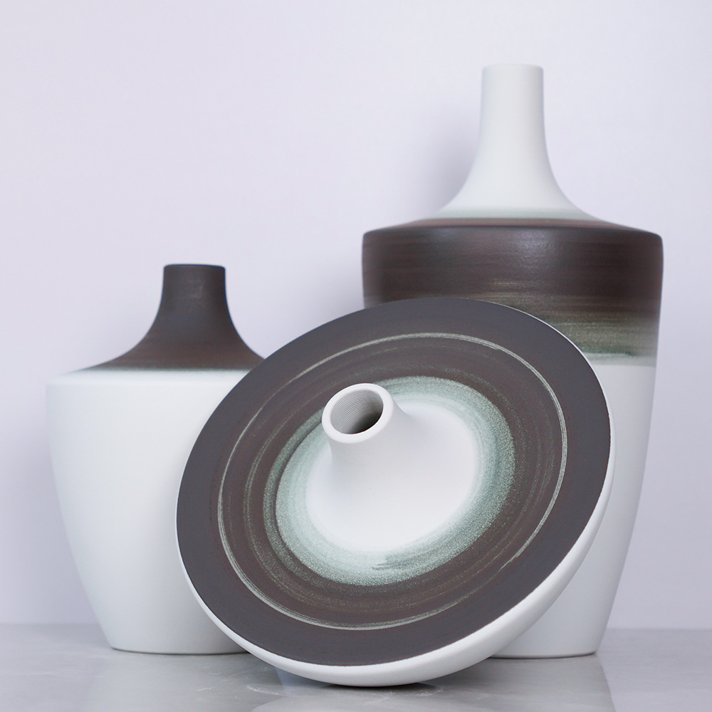 2025 Modern ink-wash style matte frosted Ceramic Vase, creative flower arrangement, sample room home soft furnishing display Specification image