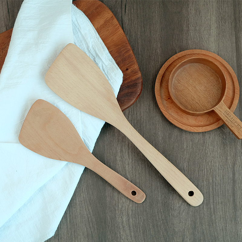 Factory direct supply of beech wood spatulas, spoons, wooden kitchenware, high-temperature resistant, anti-slip and anti-scald wooden spatulas, natural wood color kitchenware sets Specification image