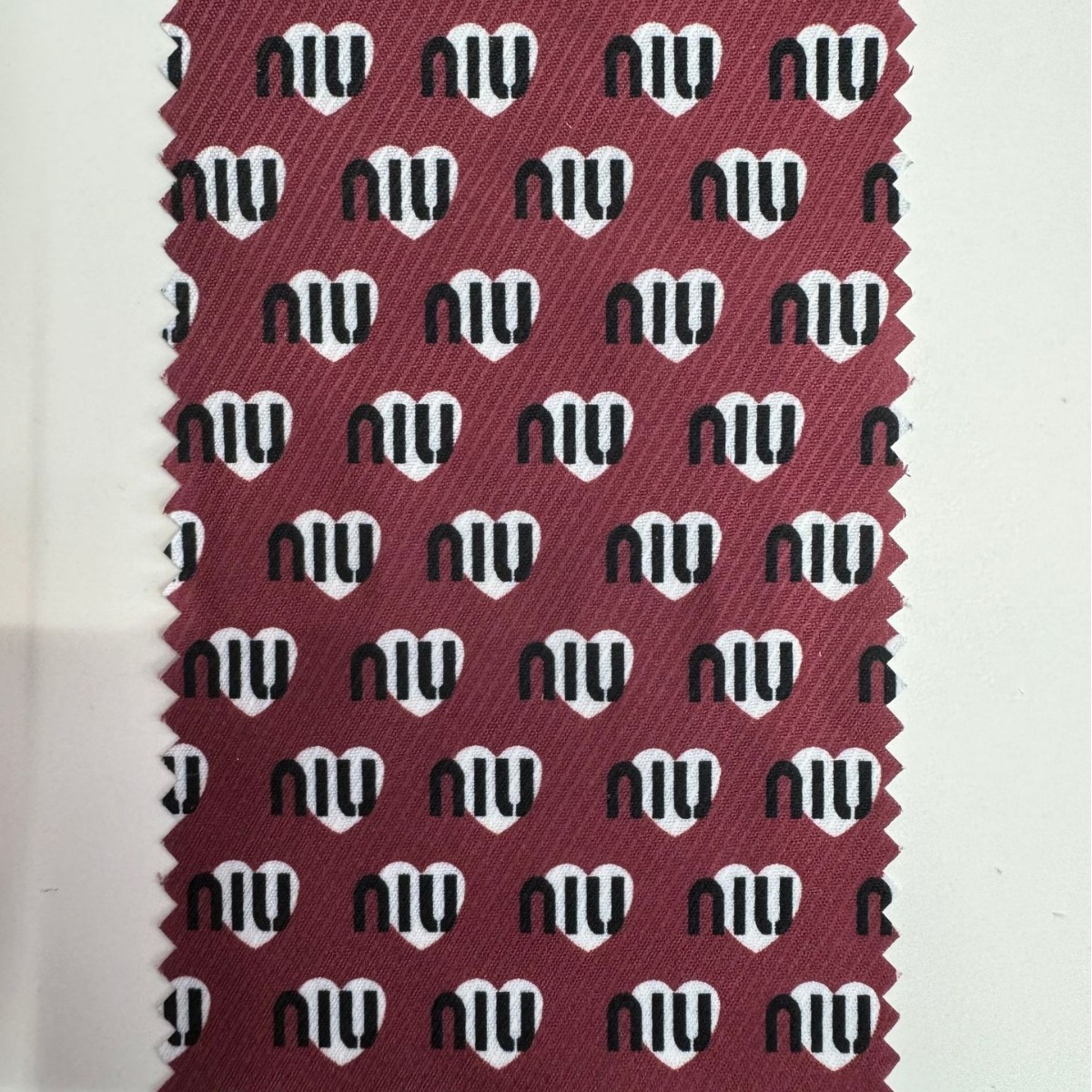 New printed fabric clothing fabric, autumn and winter fabric, pet fabric, digital printed twill fabric, children's clothing fabric, kids' clothes Application Scenario