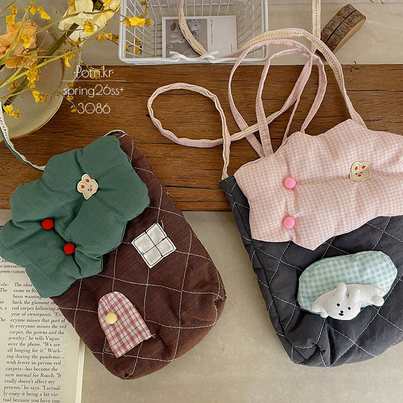 Spring new cloud-patterned bag fabric children's cute storage crossbody bag cartoon rabbit casual bag accessories details Picture
