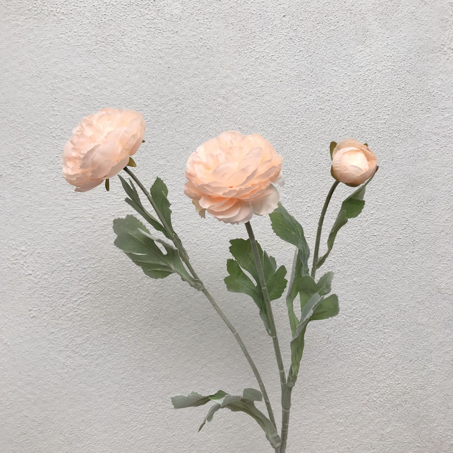 仿真花高级感逼3头洋牡丹露莲植绒场景布置家居装饰绢花批发假花细节图