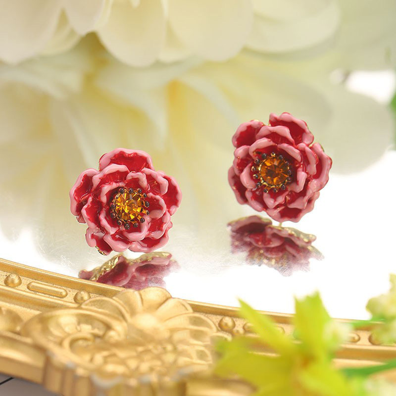 New Chinese-style enamel peach blossom earrings, super ethereal retro forest-themed stud earrings, French exaggerated layering vintage earrings details Picture