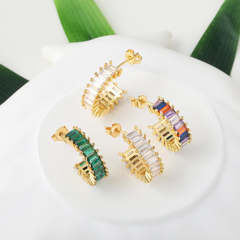 Japanese and Korean fashion semi-round stud earrings, simple and elegant for women, ins niche design, high-end feel, colorful zircon earrings and earrings