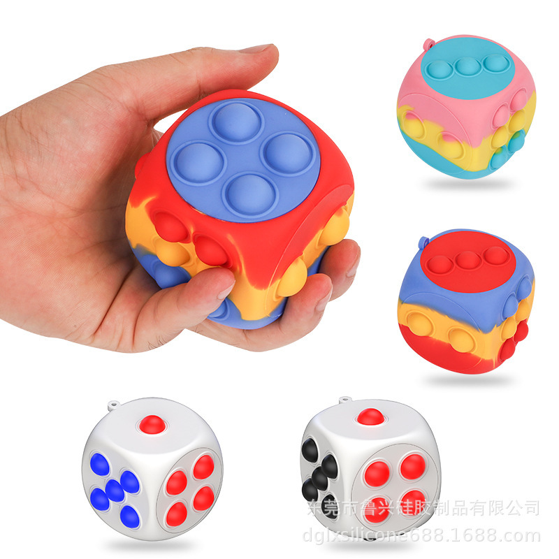New Rat Killer Pioneer 3-color segmented dice pressure relief balls for children, direct supply from the manufacturer. Pressure pinch balls details Picture