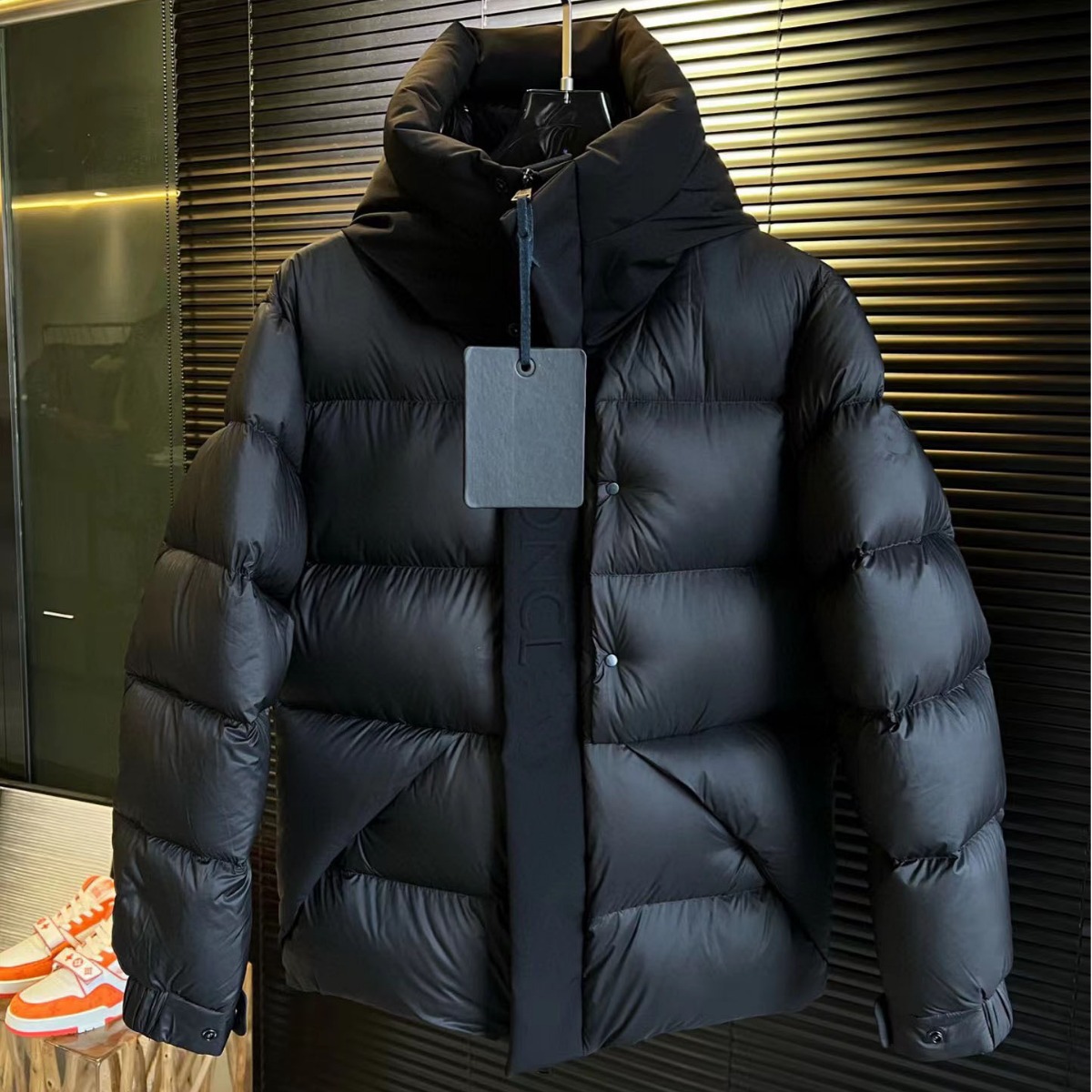 95白鹅绒700蓬松黑武士男士连帽羽绒服外套men feather coat产品图