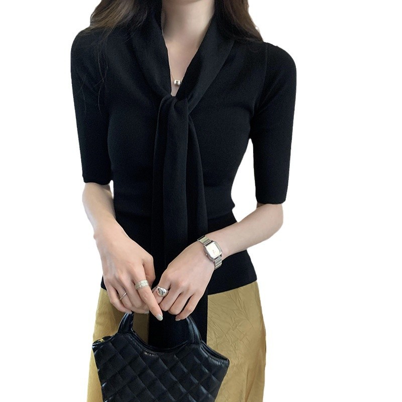 毛衣/女装/外套库存/牛仔服/女针织衫白底实物图