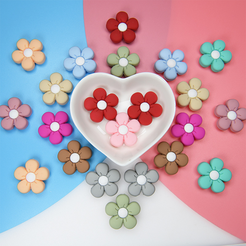 硅胶珠子婴儿牙胶彩色花朵手工DIY宝宝奶嘴链配饰防掉链饰品散珠详情图1