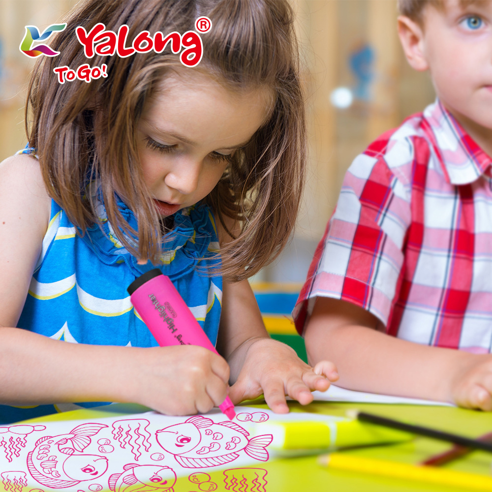 Yalong Popular Mini Packaging 4pcs Art Marker Pen Gift Box for Children and Students Brightness Highlighters Item Picture