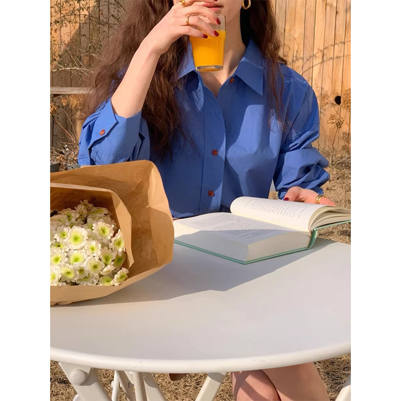 Klein Blue Shirt Women's 2025 Spring High-end Design Niche Retro Korean Loose Shirt New style details Picture