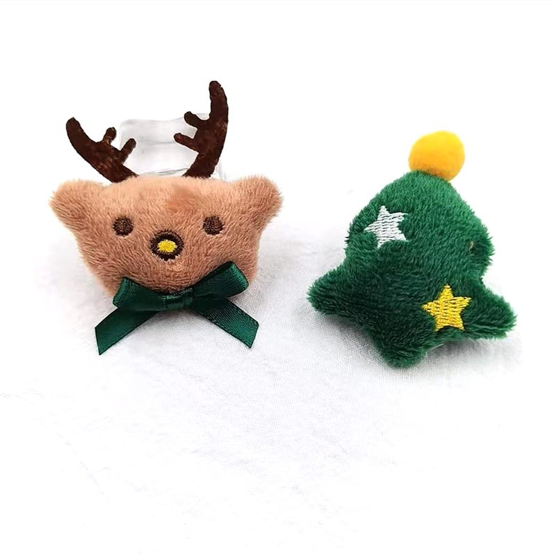 Christmas cartoon-shaped plush brooches in stock, export Christmas dolls, accessories, bags, shoes, socks and decorative accessories Specification image