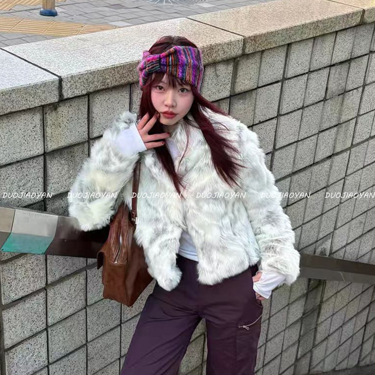 The new autumn and winter colorful woolen hair band is a popular choice for women. It features a knitted warm headband with a wide edge and elastic windproof hair tie details Picture