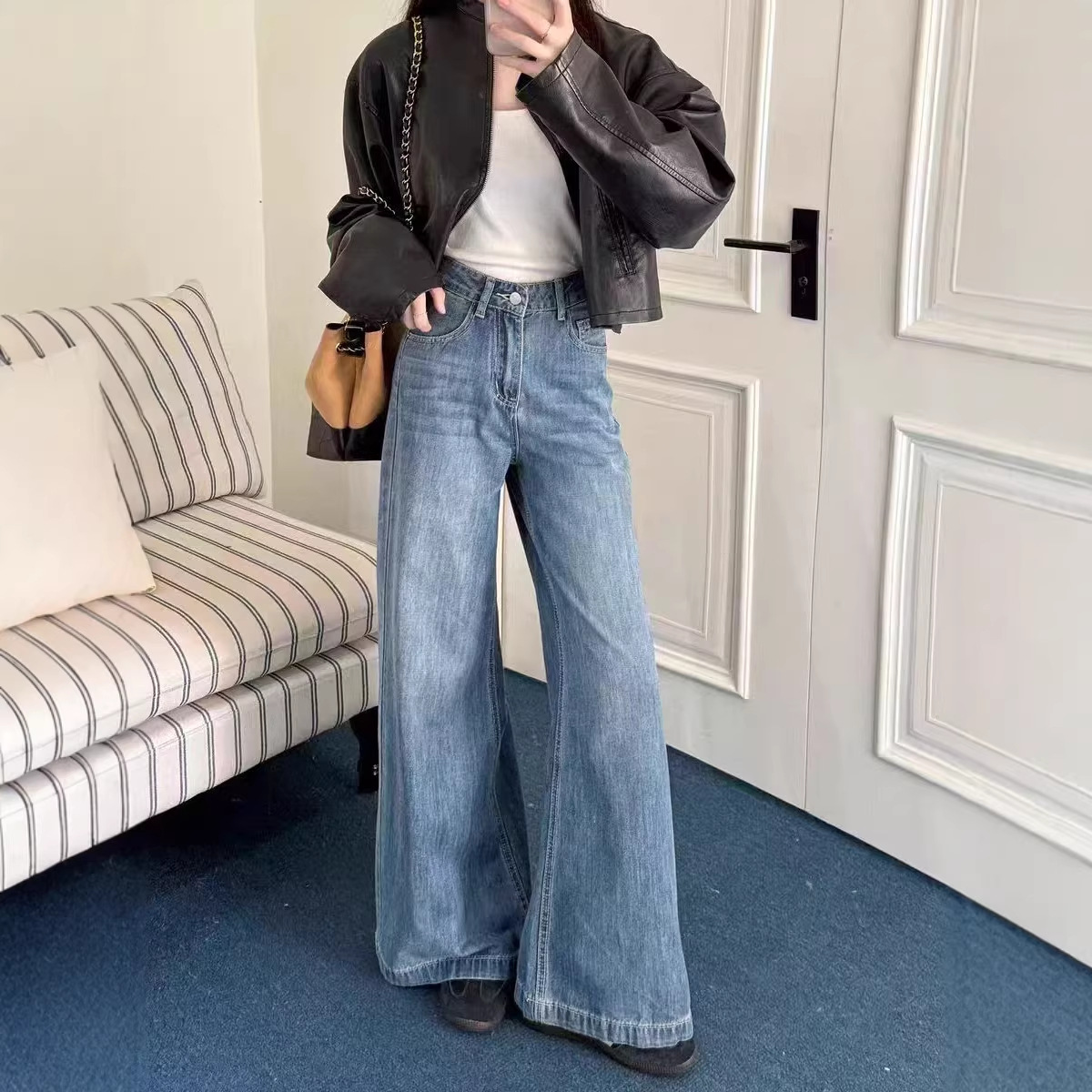 Supplying Guangzhou Thirteen Factories 2026 Spring vintage jeans, early autumn new Korean-style small nine-inch wide-leg pants details Picture